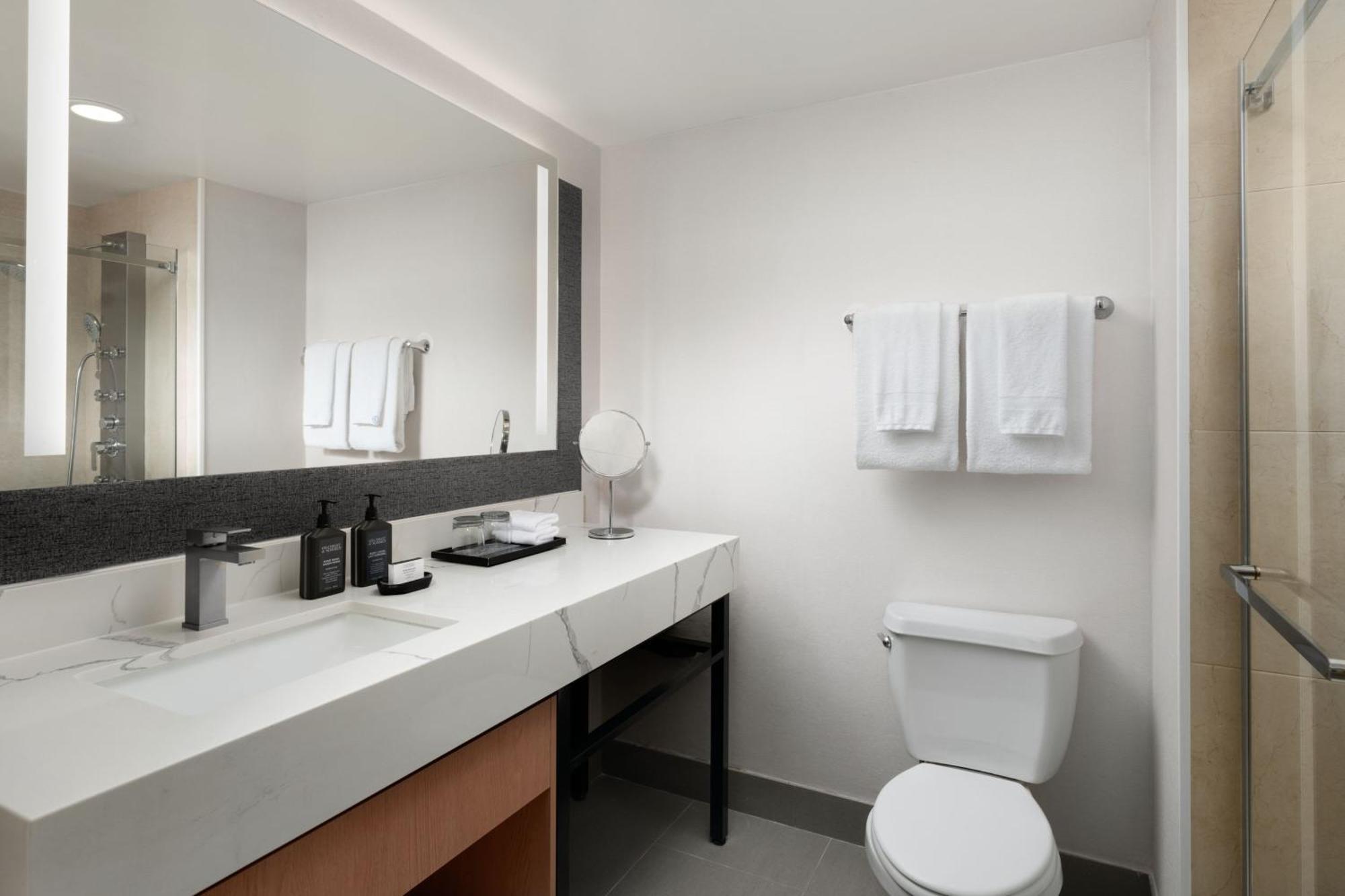 Sheraton Ontario Airport Hotel Ngoại thất bức ảnh
